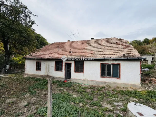 Eladó ház Esztergom, Hunyadi János utca 69 nm