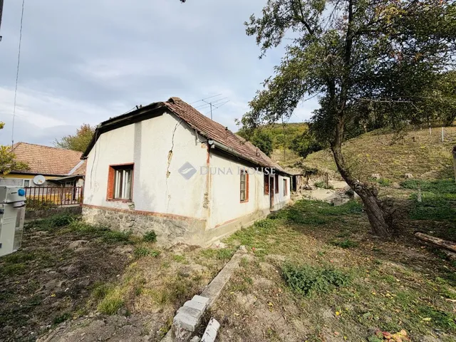 Eladó ház Esztergom, Hunyadi János utca 69 nm