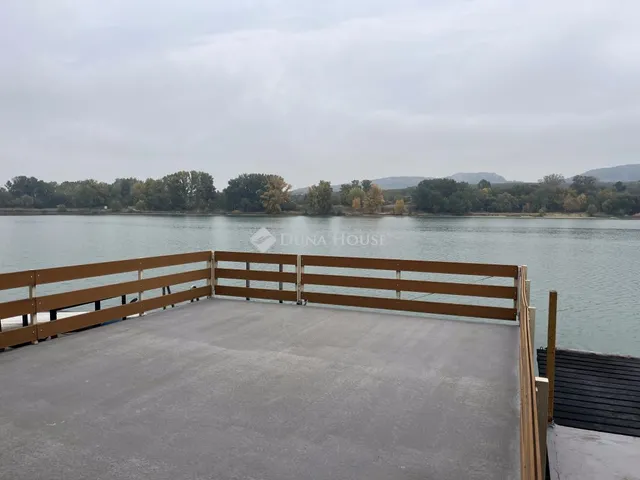 Eladó nyaraló Esztergom 52 nm