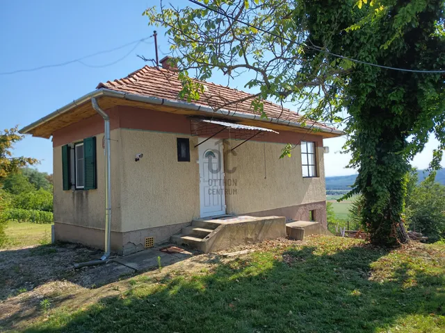 Eladó ház Lenti, Lentihegy 40 nm