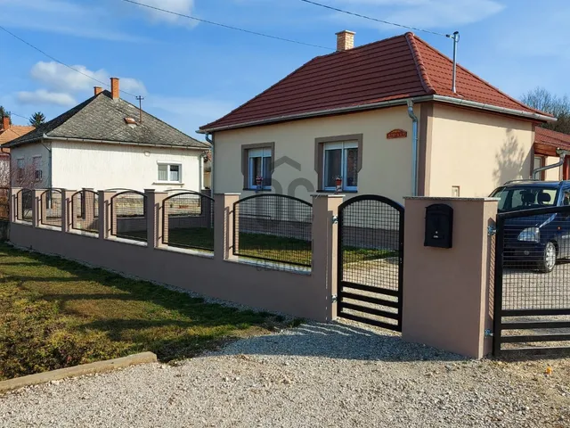 Eladó ház Resznek 100 nm