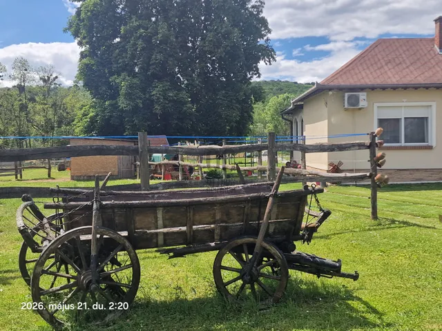 Eladó ház Kányavár 4200 nm