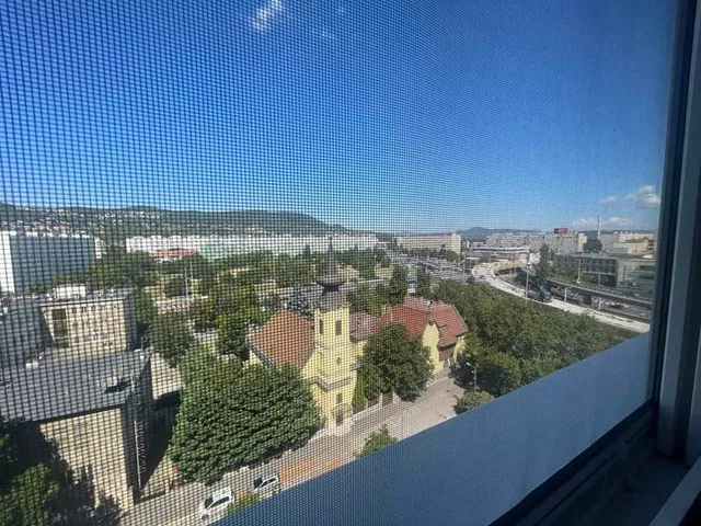 Eladó lakás Budapest III. kerület 69 nm