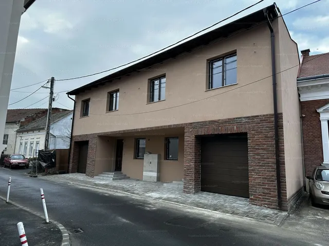 Eladó ház Debrecen, Belváros, Domb utca 12. 123 nm