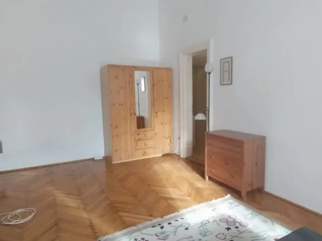 Kiadó lakás Budapest VI. kerület, Hajós utca 53 nm
