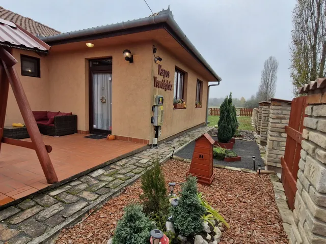 Eladó ház Kaposújlak 135 nm