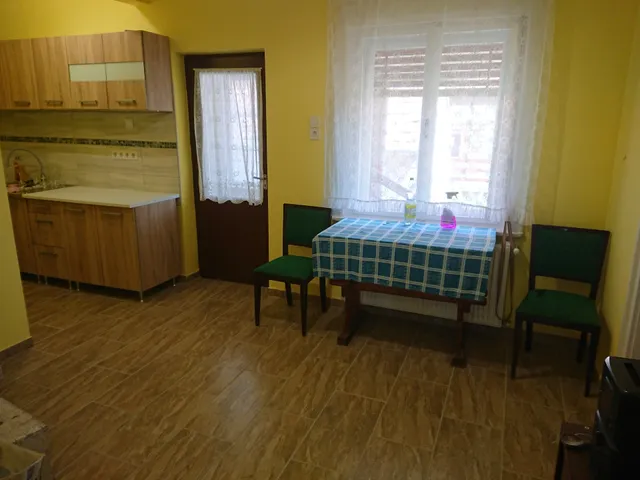 Kiadó ház Vecsés 120 nm