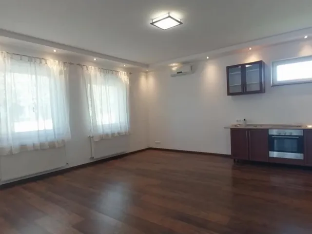 Kiadó ház Göd, Felsőgöd 130 nm