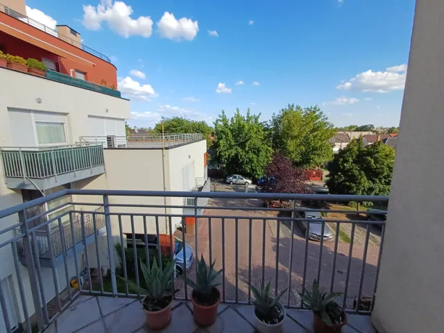 Kiadó lakás Budapest XX. kerület, Szegfű utca 52 nm