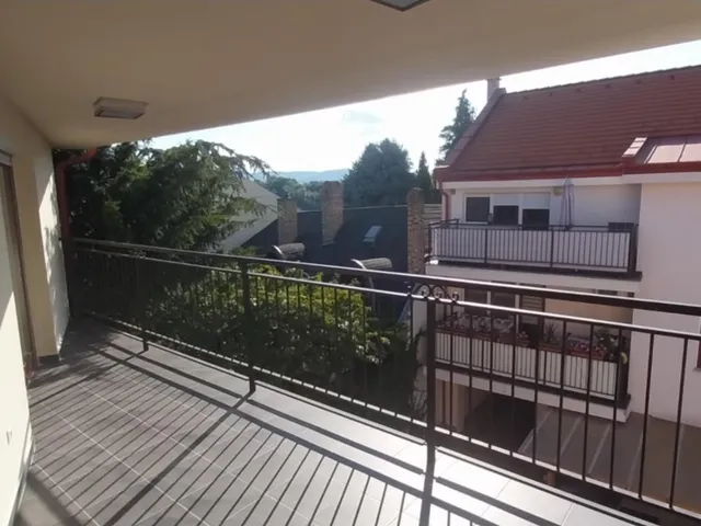Kiadó lakás Vác, Barabás Miklós utca 94 nm