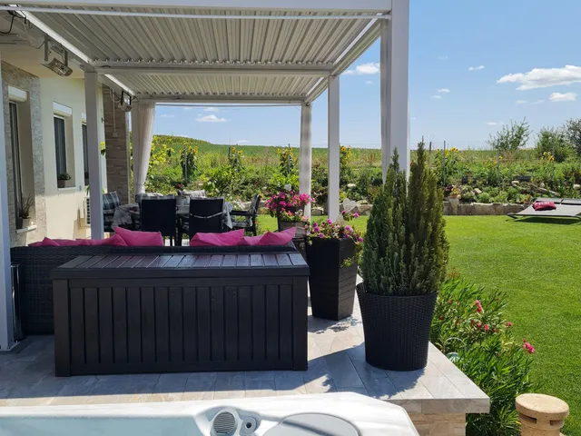 Eladó ház Etyek, Jázmin utca 280 nm