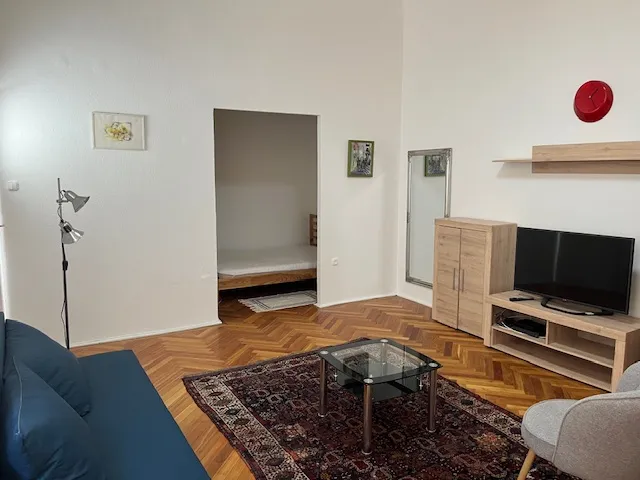 Kiadó lakás Budapest V. kerület, Alkotmány utca 40 nm