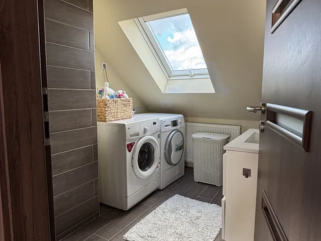 Eladó lakás Szeged, Hétvezér utca 144 nm