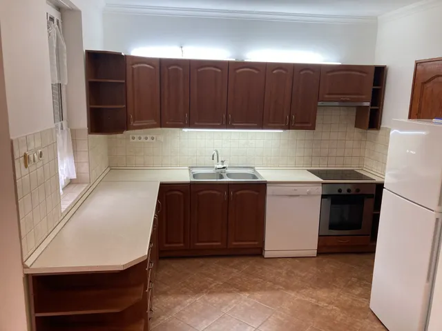 Eladó ház Tatabánya, Panoráma lakópark, Estike utca 99 nm