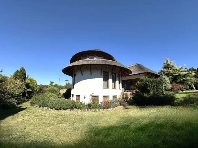 Eladó ház Cserszegtomaj 309 nm