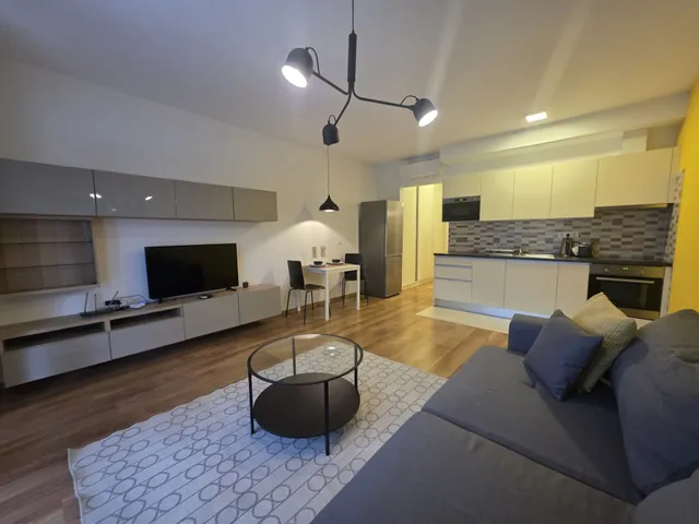 Kiadó lakás Budapest VIII. kerület, Corvin körút 8 32 nm