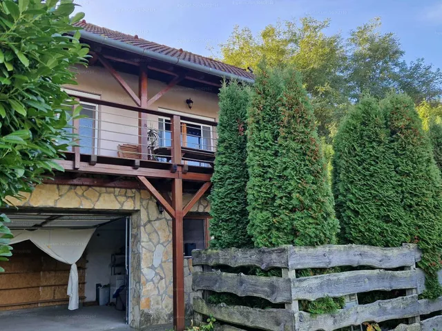 Eladó üdülő és hétvégi ház Gersekarát, Hegy utca 150 nm