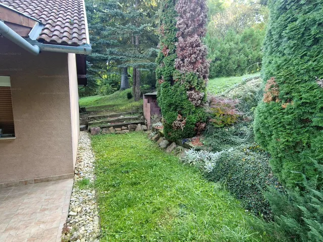 Eladó üdülő és hétvégi ház Gersekarát, Hegy utca 150 nm