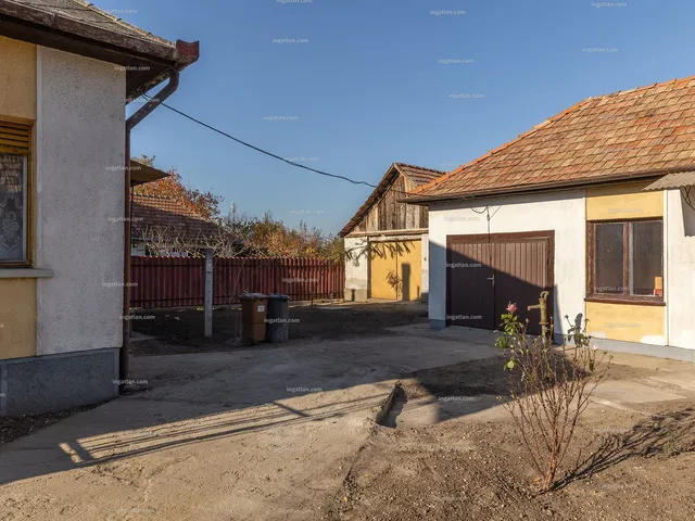 Eladó ház Nagykáta, Kund utca 106 nm