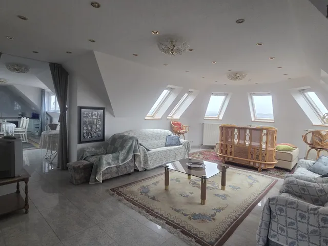 Eladó lakás Hévíz, Dr. Babócsay utca 114 nm