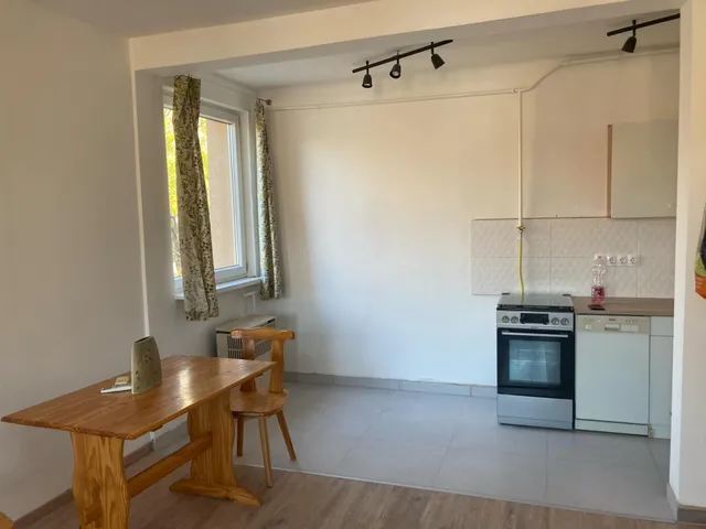 Kiadó lakás Budapest XIV. kerület, Erzsébet királyné útja 19 65 nm