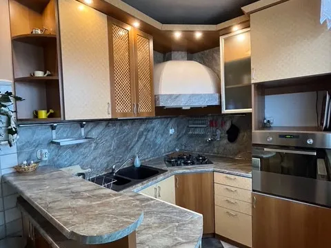 Kiadó lakás Budapest XV. kerület, Páskomliget utca 74 nm