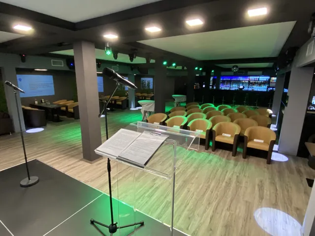 Eladó kereskedelmi és ipari ingatlan Siófok, Belváros, Fő utca 174-176. 396 nm