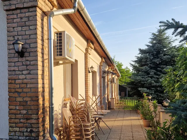 Eladó kereskedelmi és ipari ingatlan Derekegyház, Semmelweis u. 1. 510 nm