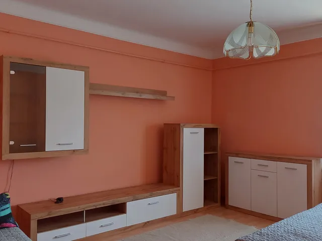 Kiadó lakás Budapest X. kerület, Hatház utca 35 nm