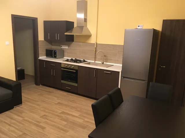 Kiadó lakás Budapest IX. kerület, Bakáts tér 5 10 nm