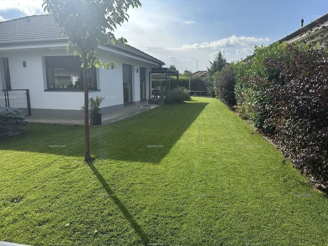 Eladó ház Debrecen, Józsaliget-lakópark, Vadmeggyes utca 146 nm