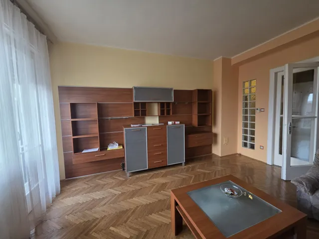 Kiadó lakás Budapest III. kerület 48 nm