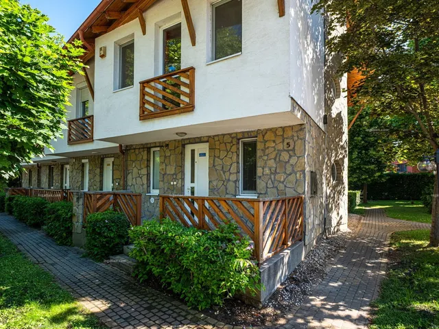 Eladó lakás Balatonlelle 110 nm