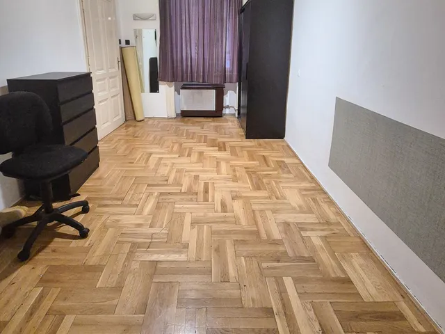 Eladó lakás Budapest V. kerület, Honvéd utca 61 nm