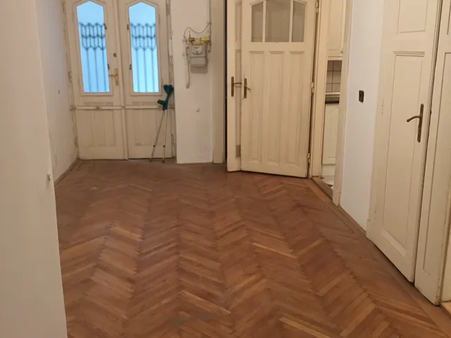 Eladó lakás Budapest V. kerület 94 nm