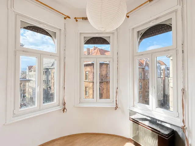 Kiadó lakás Budapest XIII. kerület, Radnóti Miklós utca 65 nm
