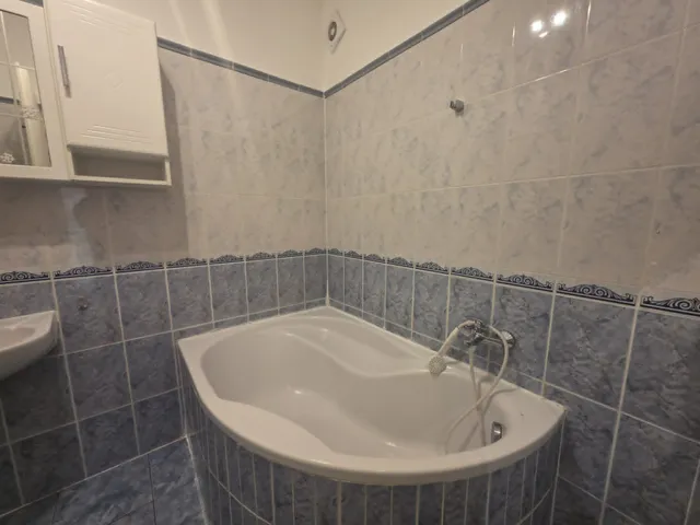 Kiadó lakás Budapest XIX. kerület, Kossut Lajos utca 47 nm
