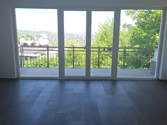 Kiadó lakás Budapest XII. kerület, Diósárok 92 nm