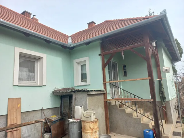 Eladó ház Hegyesd, Petőfi u.18 75 nm