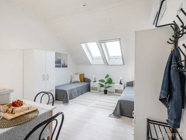 Kiadó lakás Budapest XVIII. kerület, Üllői út 41 nm