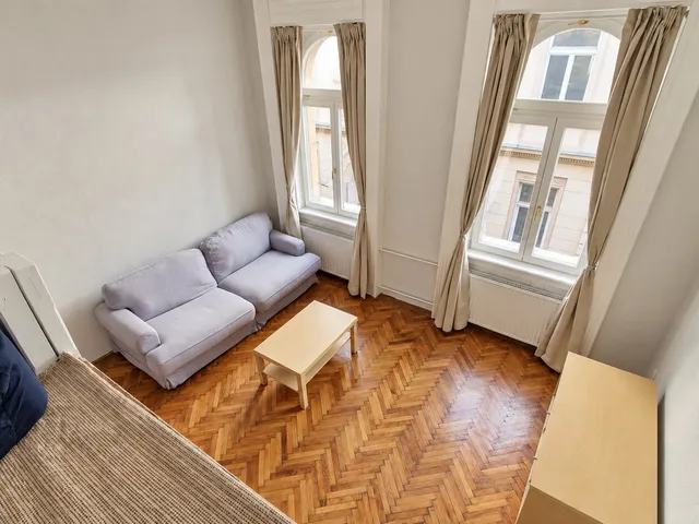 Kiadó lakás Budapest VII. kerület, Kazinczy utca 42 nm