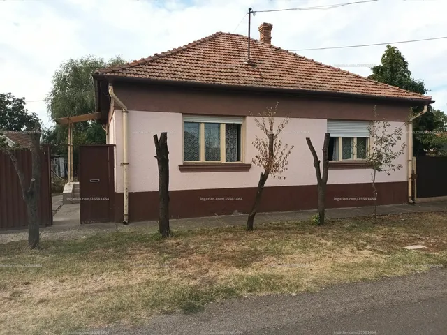 Eladó ház Jászberény 95 nm