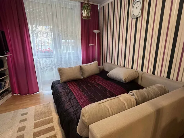 Eladó lakás Tatabánya, Újváros 43 nm