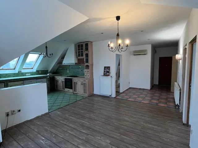 Eladó lakás Tatabánya, Gál István-lakótelep 83 nm