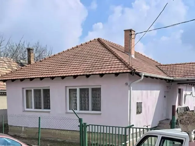 Eladó ház Tata 190 nm