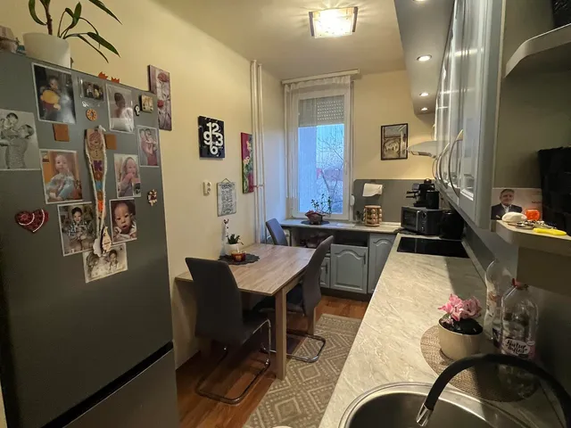 Eladó lakás Oroszlány 68 nm