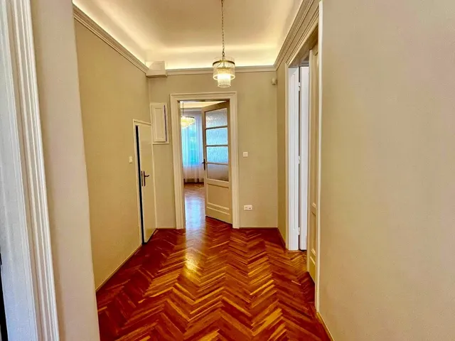 Eladó lakás Székesfehérvár, Belváros 115 nm
