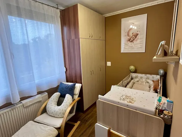 Eladó lakás Tatabánya, Gál István-lakótelep 72 nm