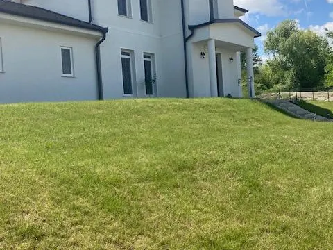 Eladó ház Etyek 211 nm