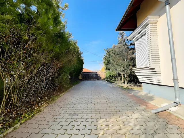 Eladó ház Gödöllő, Blaha 225 nm